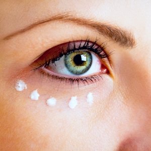ANN WEBB Skin Products Eye Bright Cream a firming & hydrating cream w/ mica powder to give eyes a glow! Made in USA America